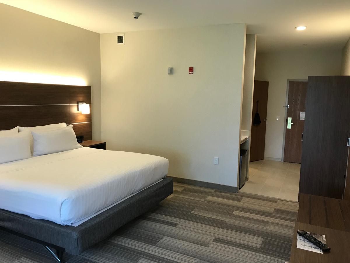 Holiday Inn Express Rochester-Victor By Ihg Екстер'єр фото