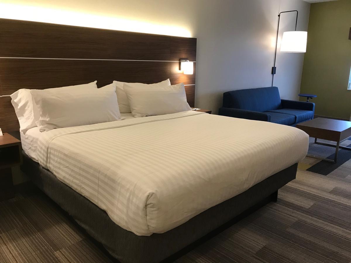 Holiday Inn Express Rochester-Victor By Ihg Екстер'єр фото