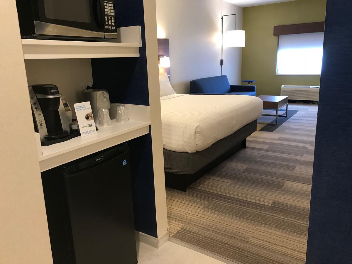 Holiday Inn Express Rochester-Victor By Ihg Екстер'єр фото
